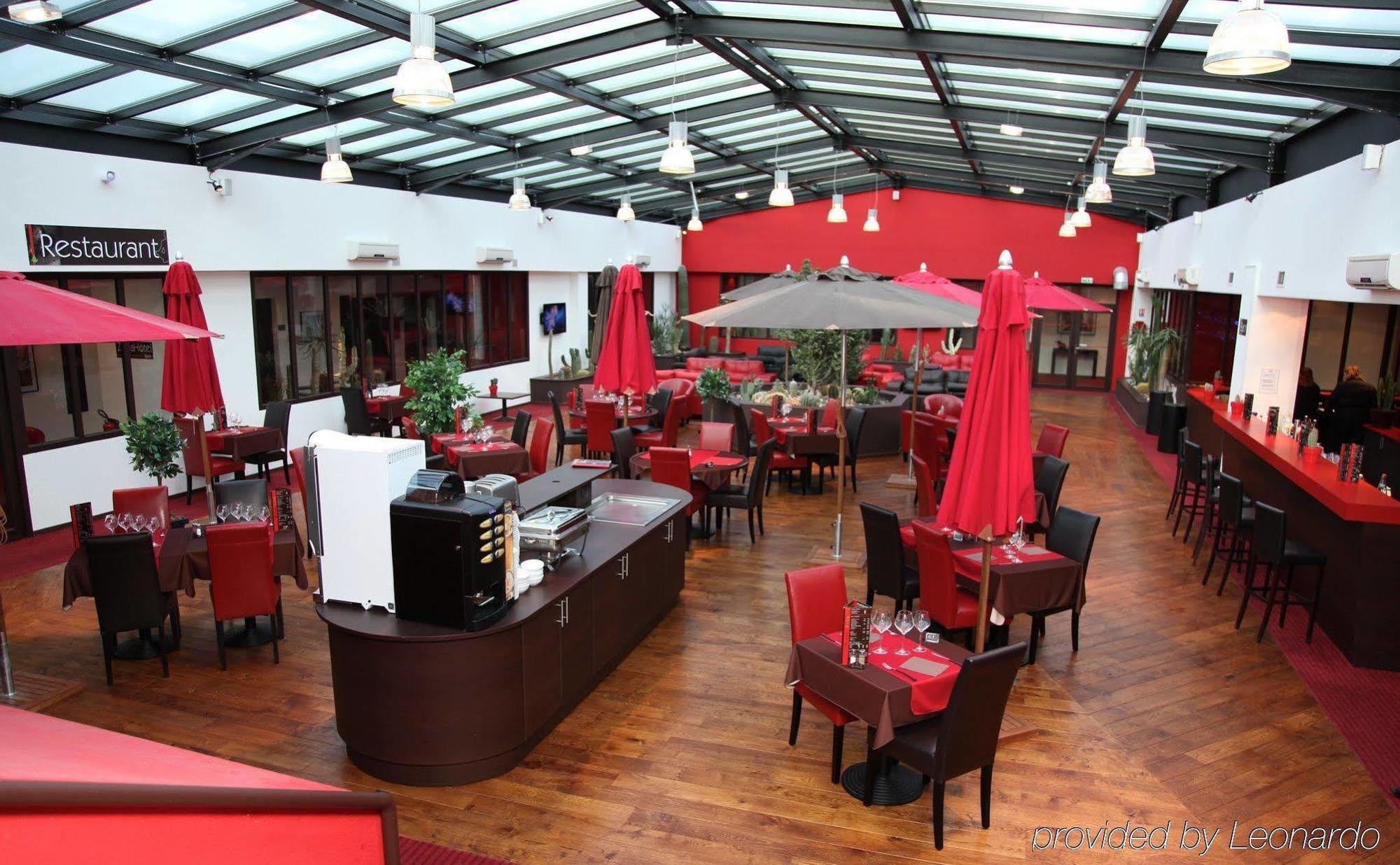Zenia Hotel & Spa Cambrai Exteriör bild